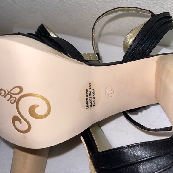 Seychelles black strapped Leather heels. Size 10 - Picture 7 of 8